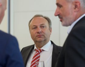 Ivan Bartoš- předseda České pirátské strany (15)